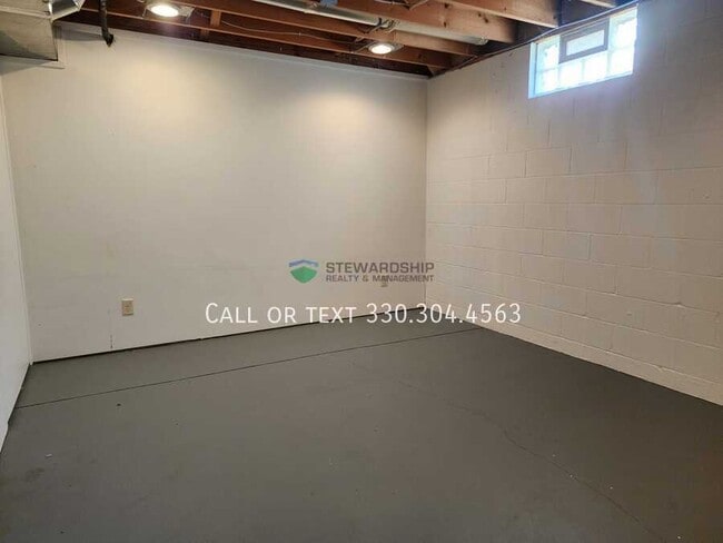 Building Photo - 4575 Evangel Ave NW