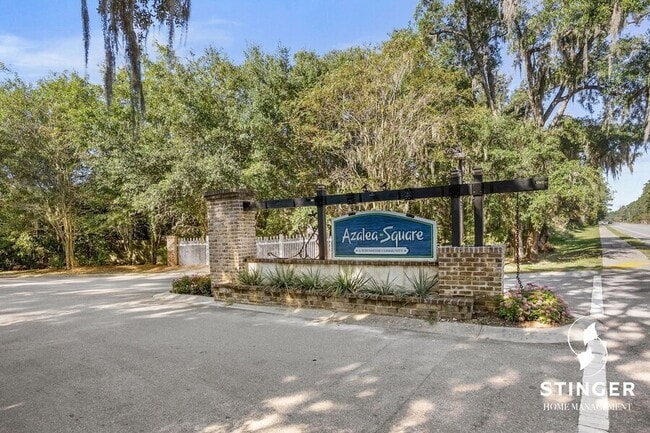 Building Photo - 381 Dante Cir