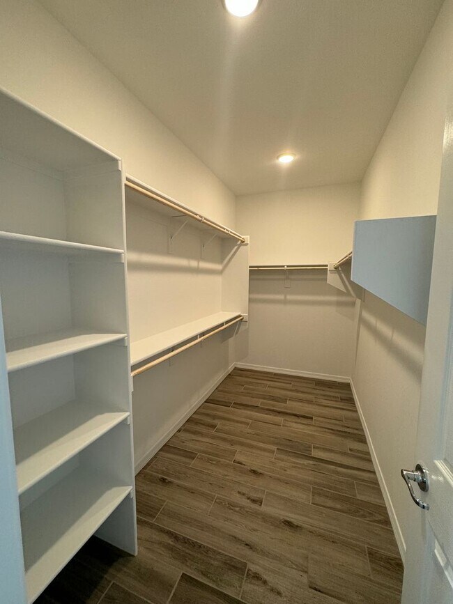 Building Photo - BRAND NEW HOME IN SENTERO CROSSING