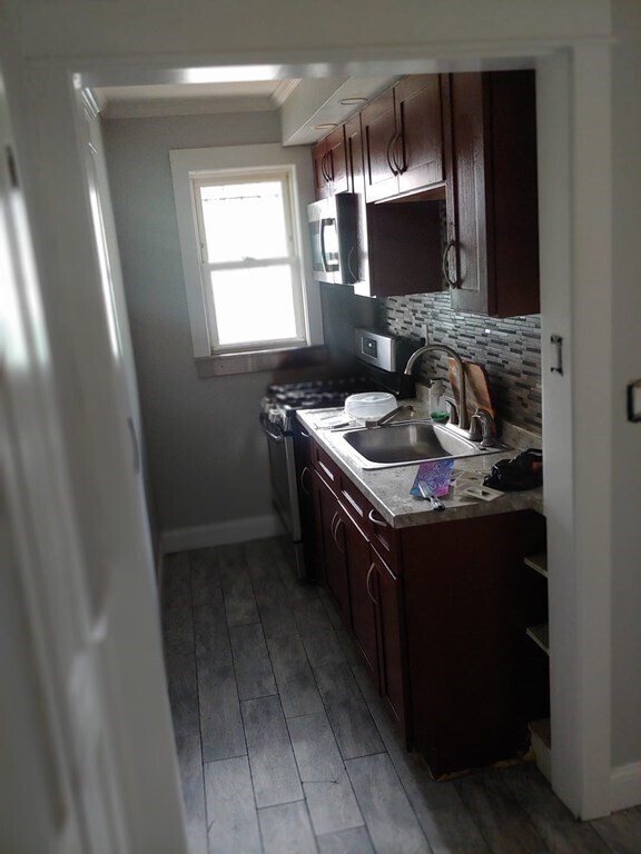 Building Photo - 87 Westville St