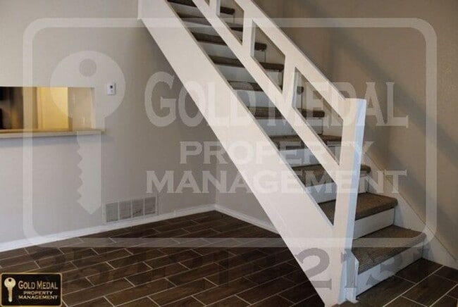 Building Photo - 503 Longhorn Cir