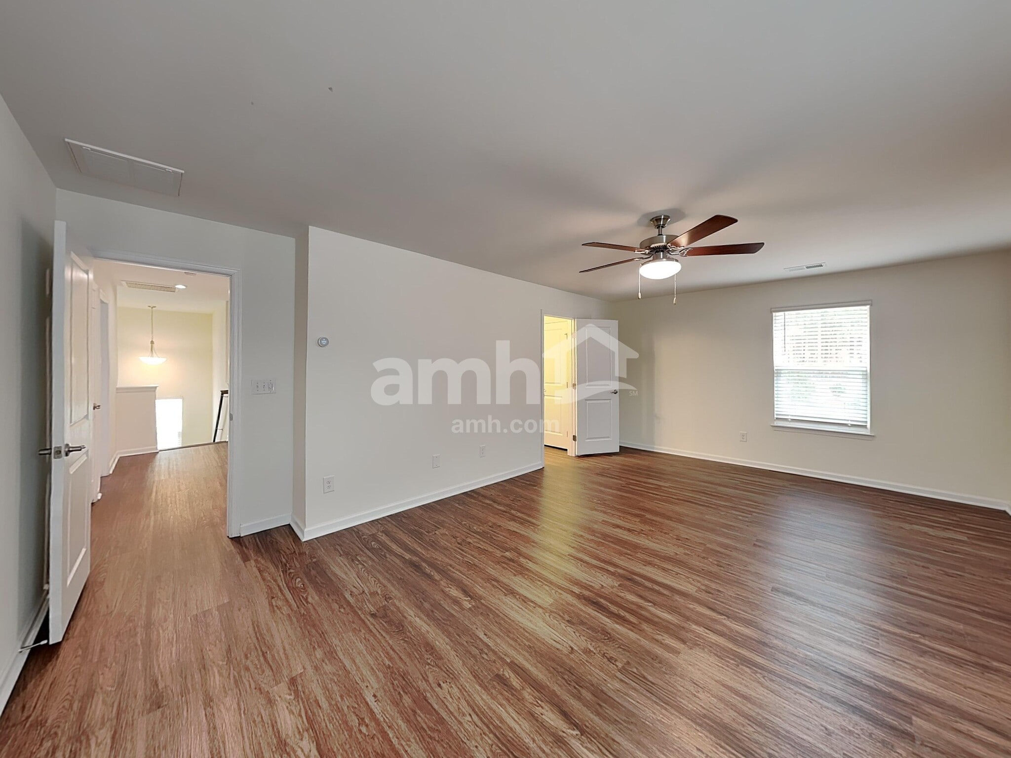 Building Photo - 5054 Twin River Dr