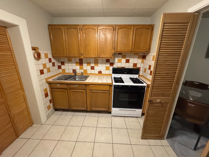 Building Photo - 608 Alicia Dr