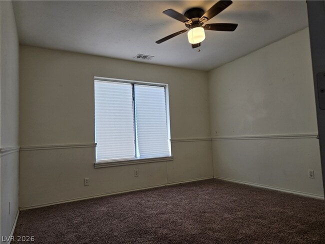 Building Photo - 5945 N El Capitan Way