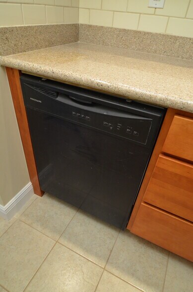 Building Photo - 2935 NE 163rd St