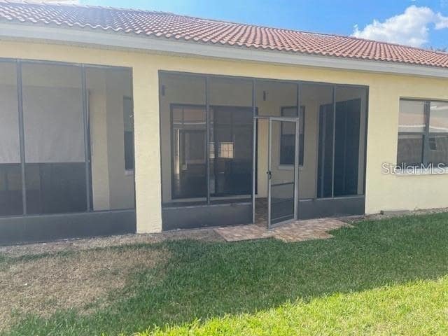 Building Photo - 415 Cinnamon Dr