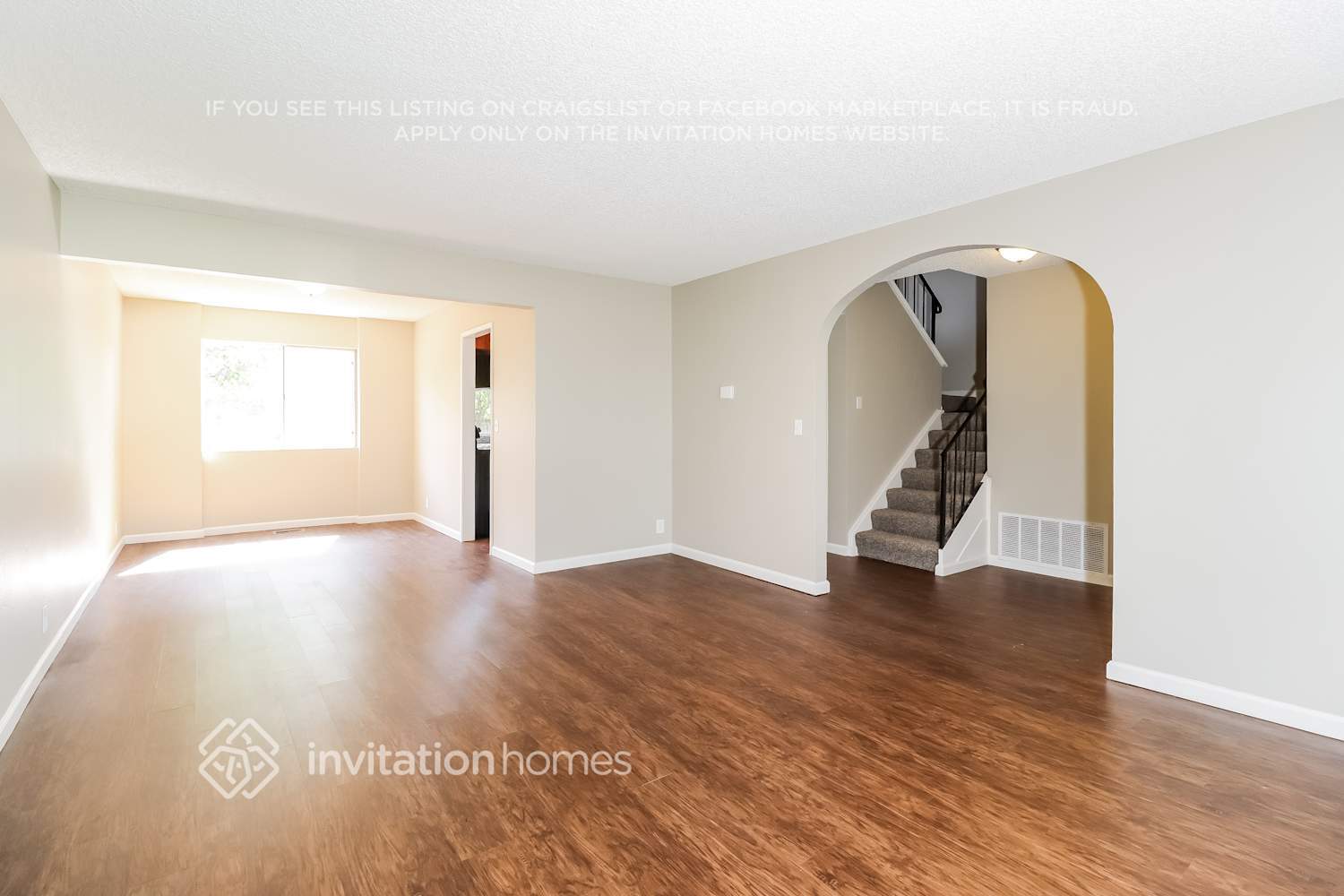 Building Photo - 2954 Redwood Dr