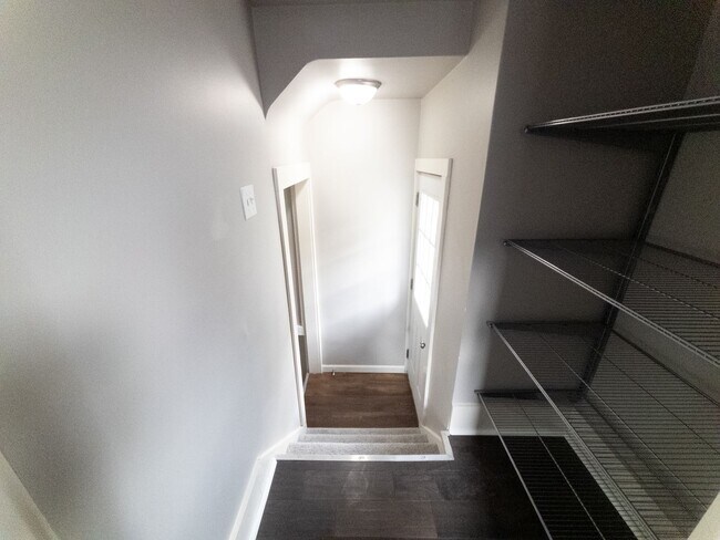 Building Photo - 5039 Miami St