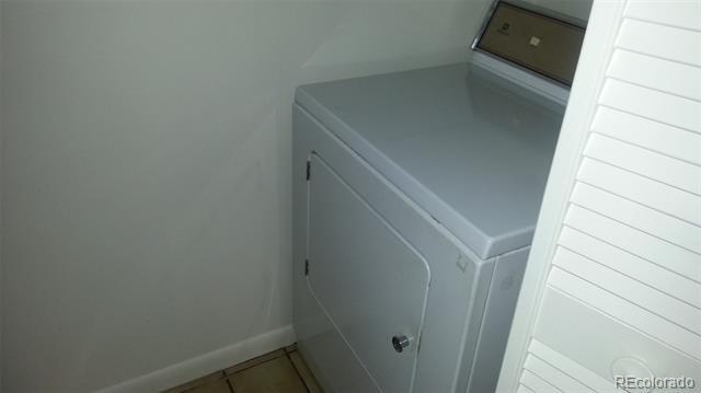 Building Photo - 33 Skyline Dr