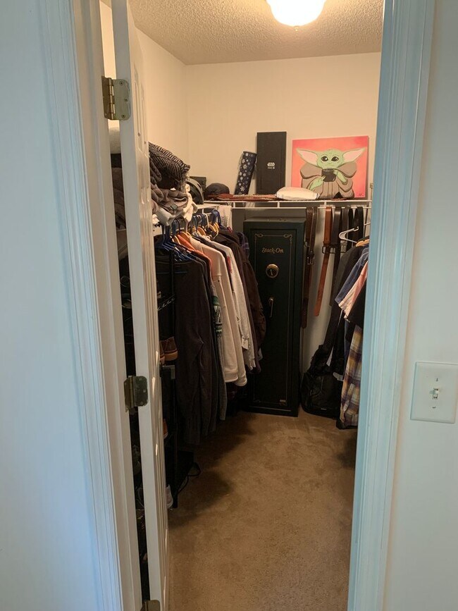 Building Photo - Charming Cherokee Mills Home!