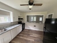 Building Photo - $1400 Ranch home for rent