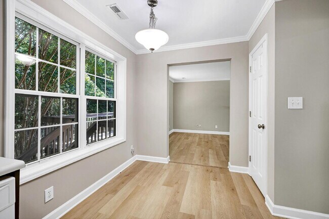 Building Photo - 520 Wyndham Dr