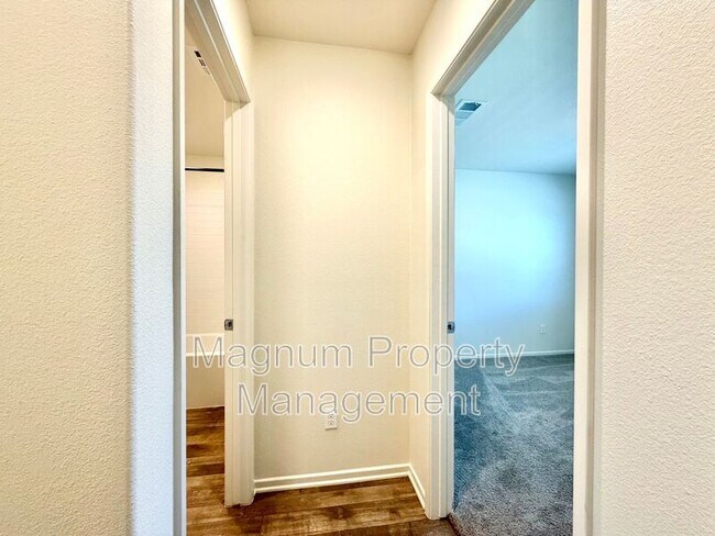 Building Photo - 31097 Water Beech Dr