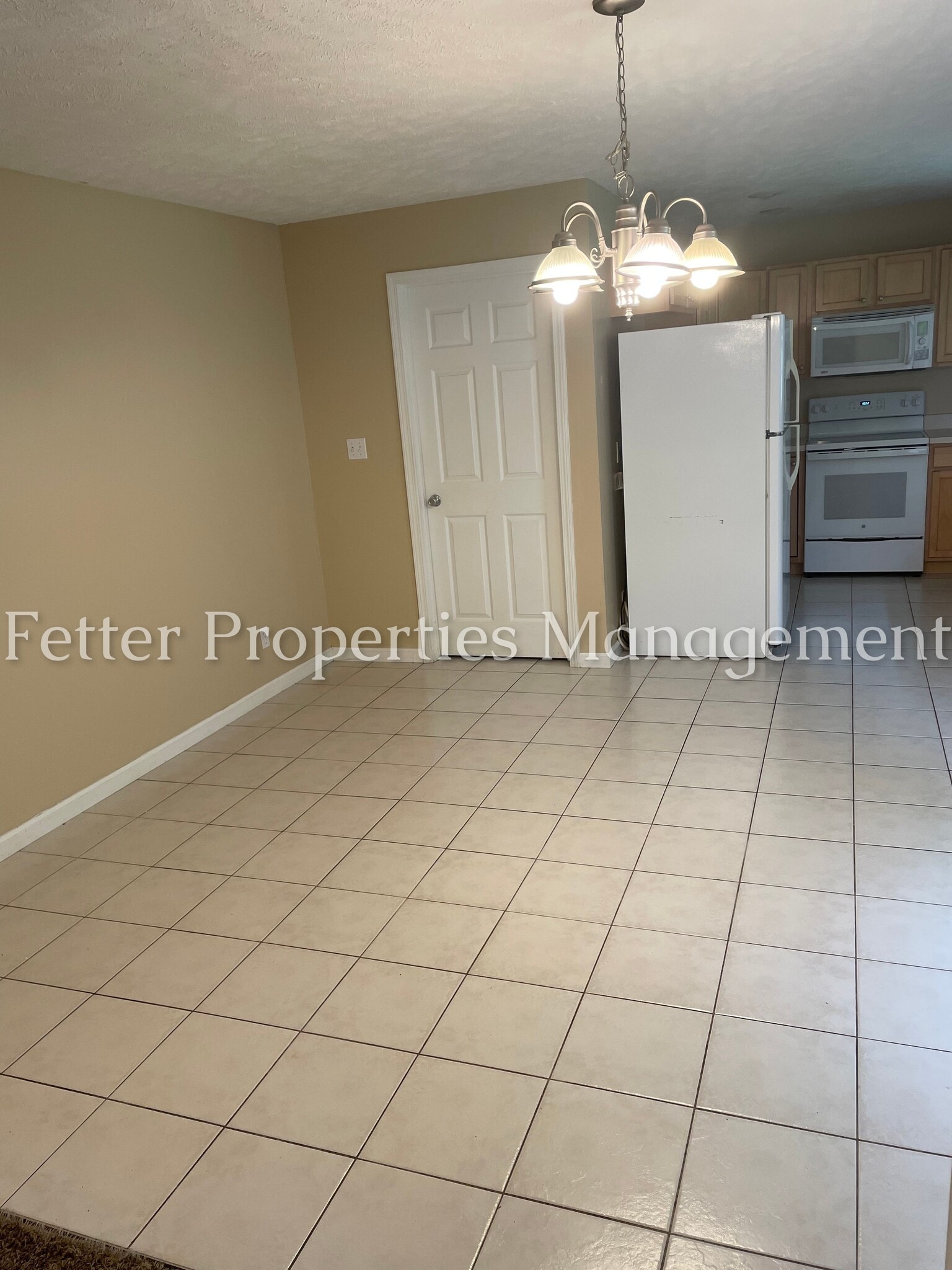 Building Photo - 7778 Sandalwood Dr