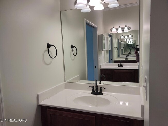 Building Photo - 144 Hardinberry St