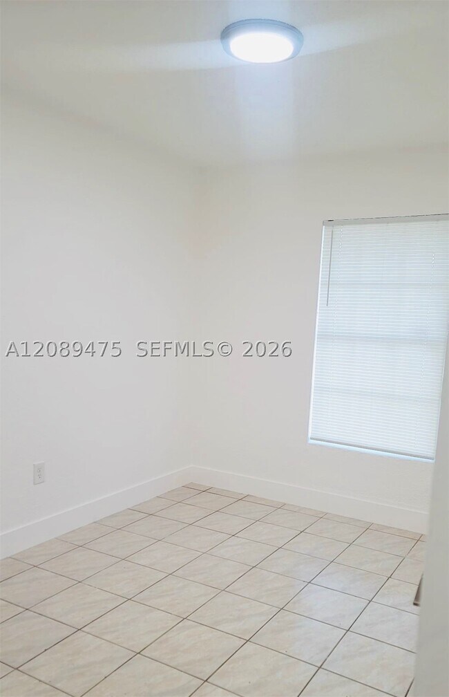 Building Photo - 19225 NW 50th Ct