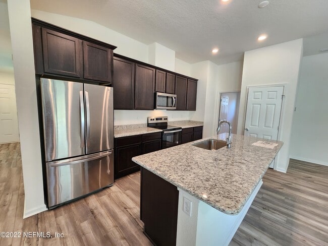 Building Photo - 3035 Lucille Ln