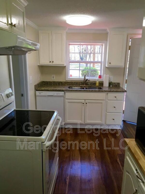 Building Photo - 3720 Lathem Creek Dr