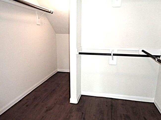 Building Photo - 3410 Maris Way