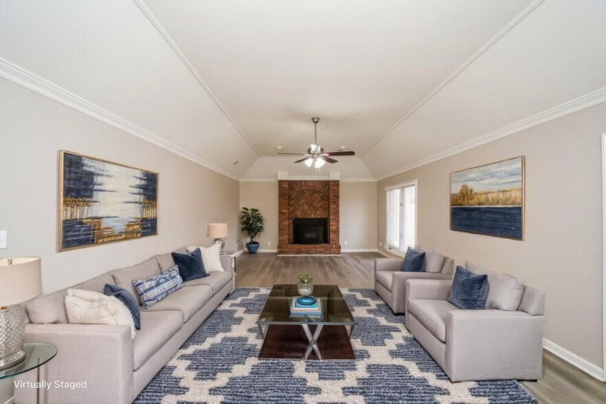 Building Photo - 6404 Evergreen Dr