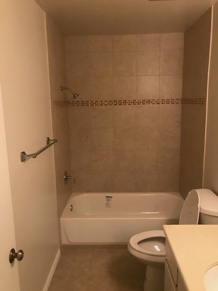 Building Photo - Spacious 3 bedroom Home for Rent