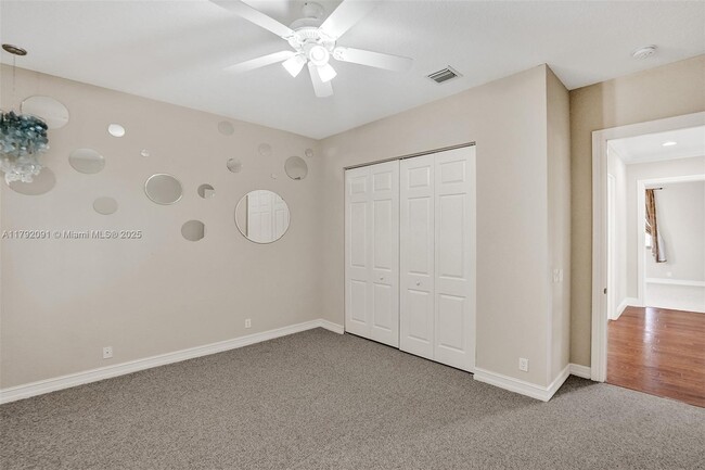 Building Photo - 7607 NW 127th Manor