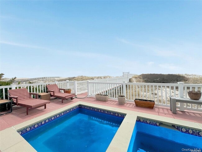 Building Photo - 771 Dune Rd