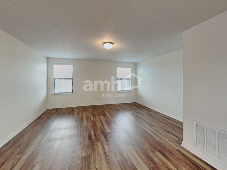 Building Photo - 11621 Winterset Cove Drive