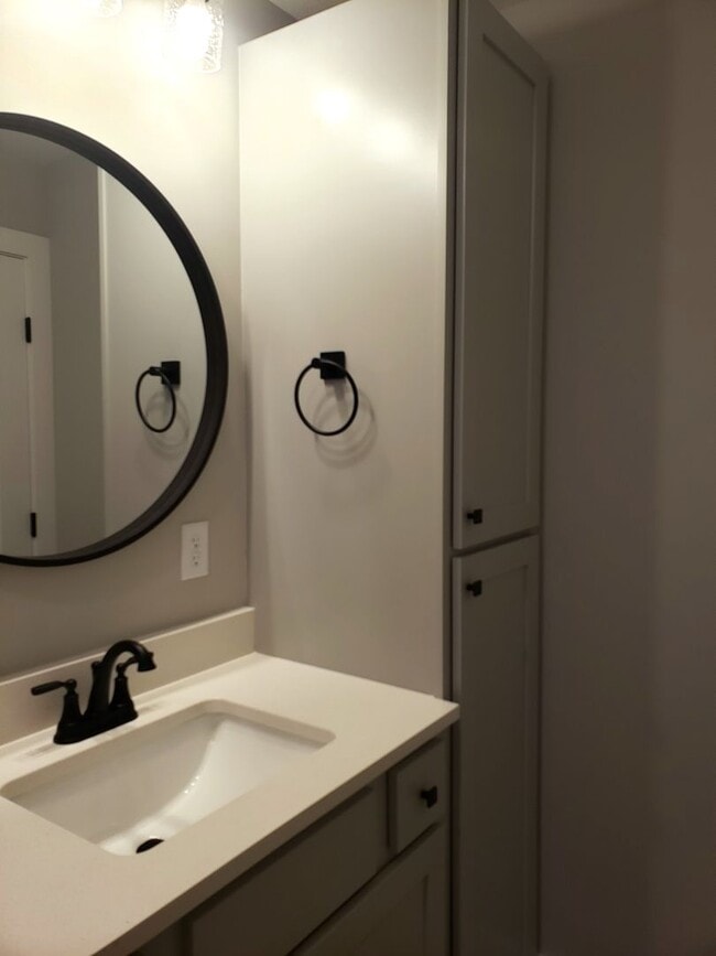 Building Photo - Beautiful brand new construction 3 bed / 2...