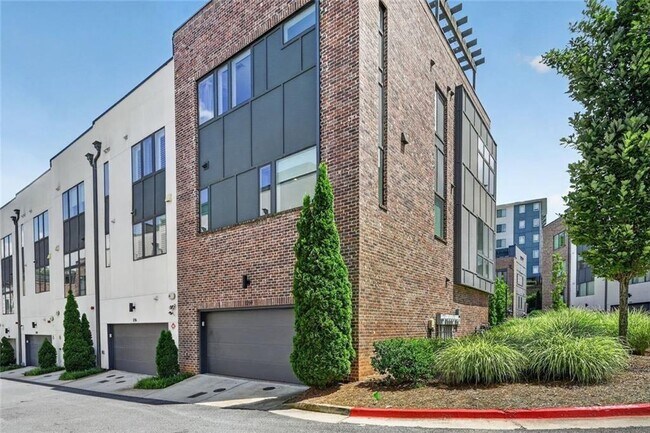 Building Photo - 1214 Chelsea Cir NW