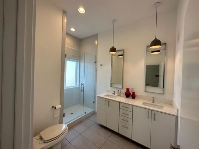 Building Photo - 5501 Link Ave