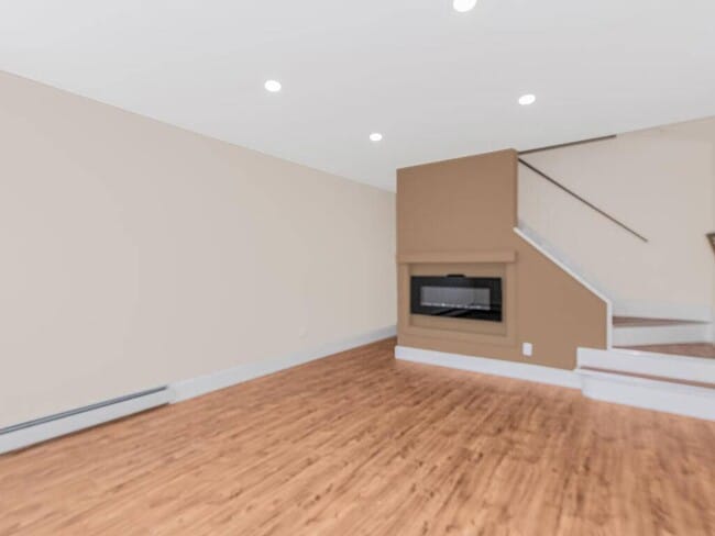 Building Photo - 22 Betty Ct