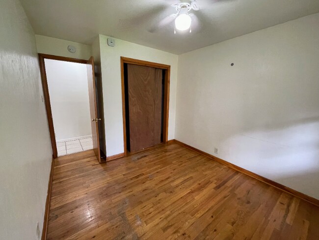 Building Photo - 116 N Meldrum St