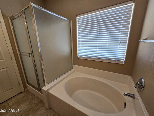 Building Photo - 3741 E Derringer Way