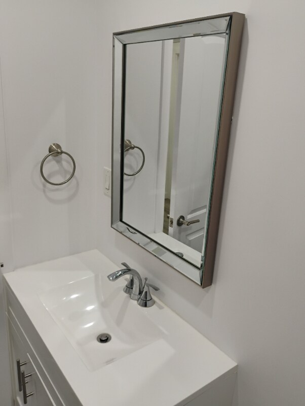 Building Photo - 924 N Curson Ave