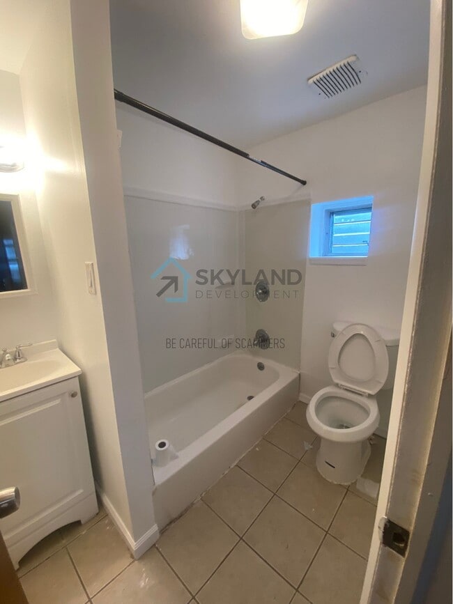 Building Photo - 5011 Jackson St