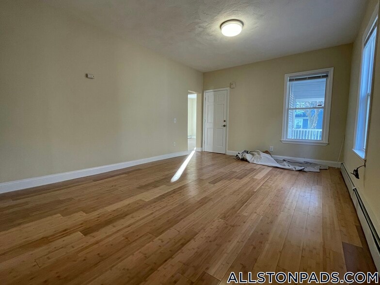 Building Photo - 34 Pratt St