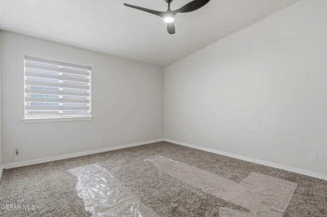 Building Photo - 3121 Tierra Paola Ln
