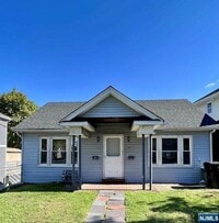 Building Photo - 12 Farview Terrace