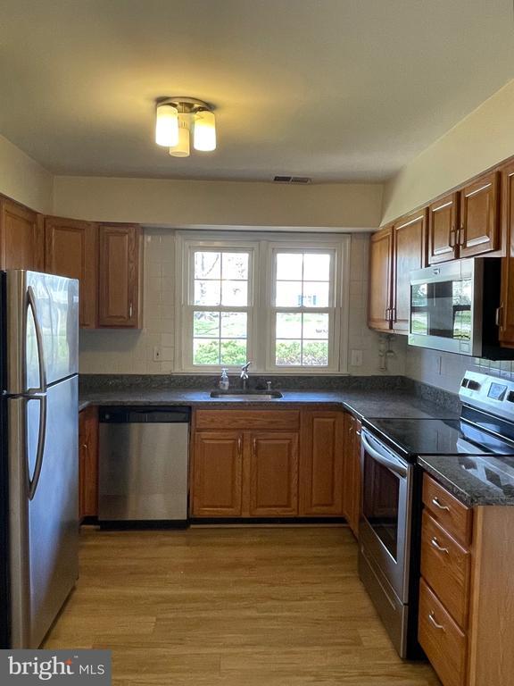 Building Photo - 6918 Lodestone Ct