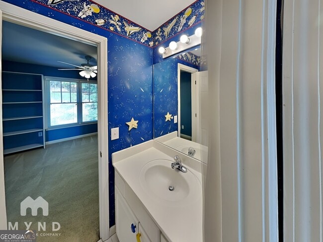 Building Photo - 12515 Magnolia Cir