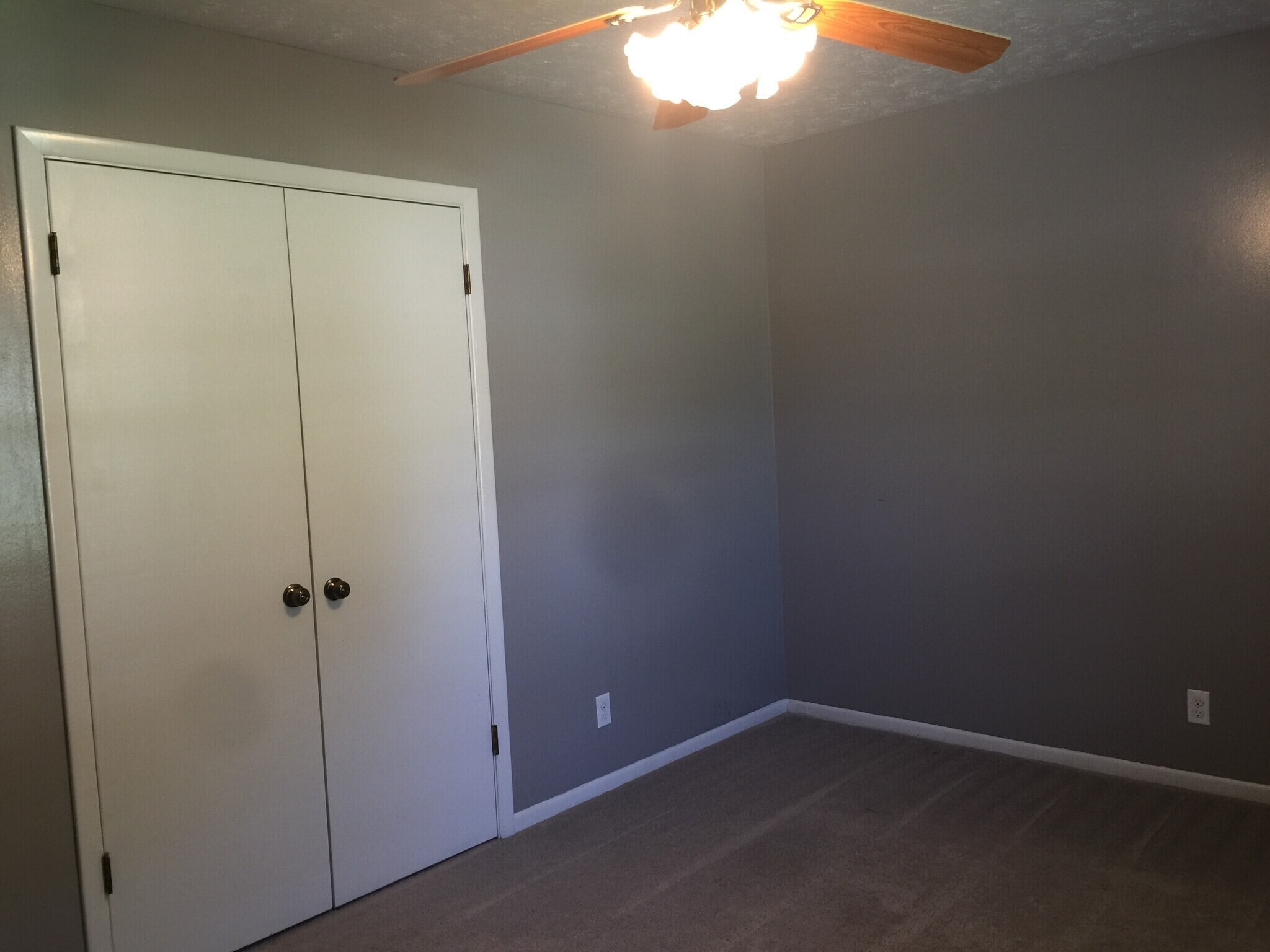 Front Bedroom - 4912 Angelia Dr