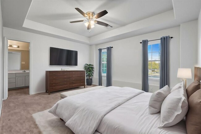 Building Photo - 29639 Turnbury Village Dr