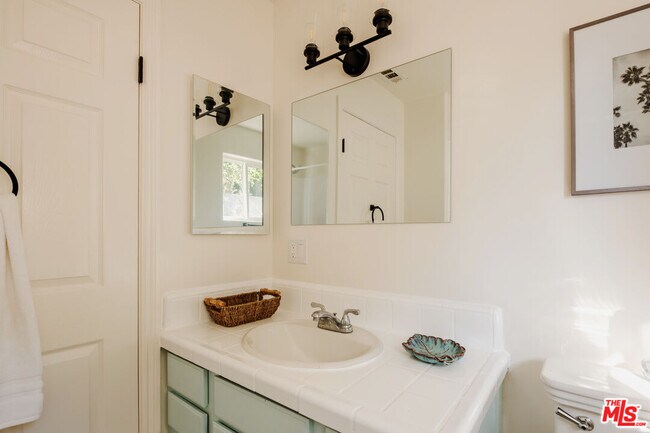 Building Photo - 800 N Topanga Canyon Blvd
