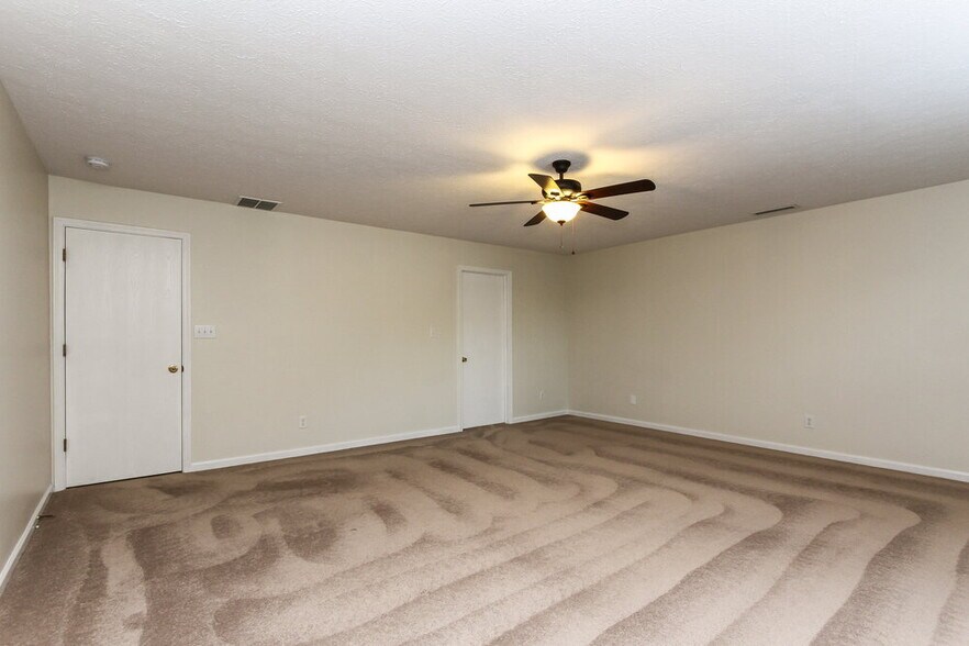 Building Photo - 1237 Silver Ridge Ln
