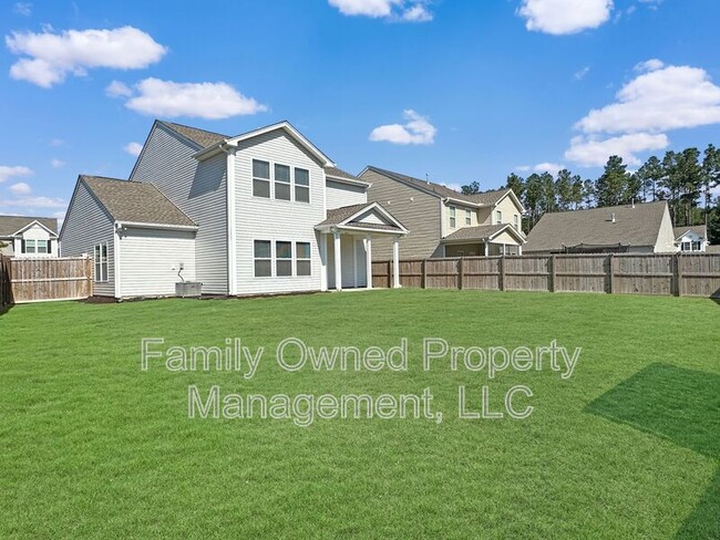 Building Photo - 105 Whimbrel Dr