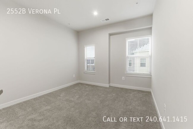 Building Photo - 2552 -B Verona Pl