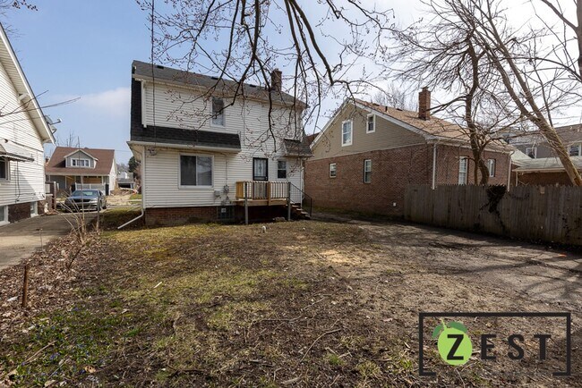 Building Photo - BEAUTIFULLY REMODELED - 3-Bedroom 1-Bathroom 2-Car Garage