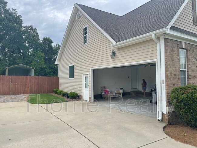 Building Photo - 7111 Landrush Ln