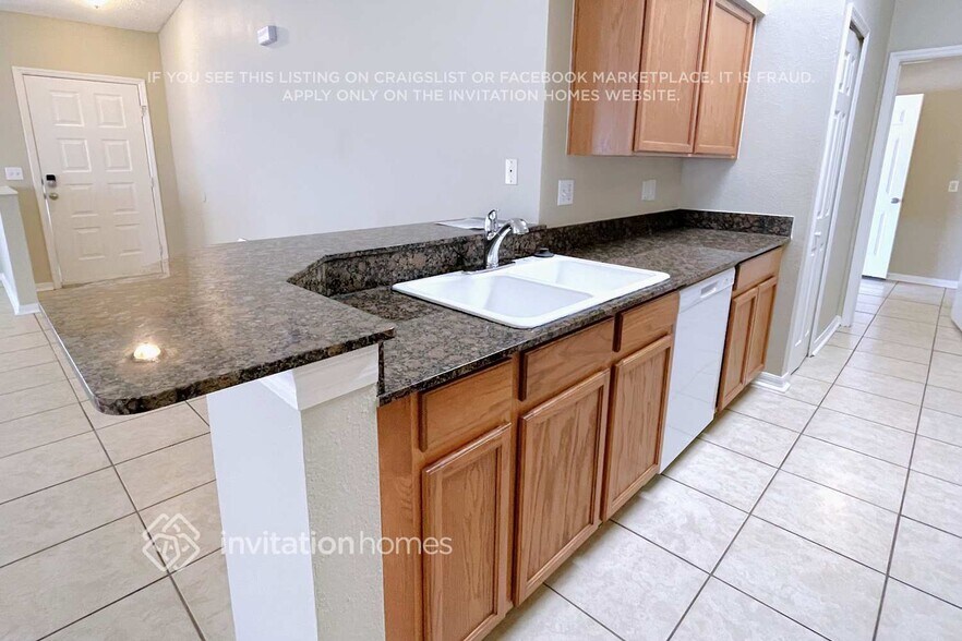Building Photo - 11826 Brenford Crest Dr